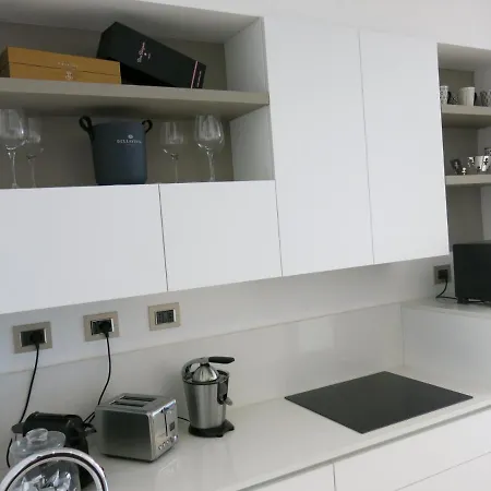 Lejlighed Sea View Embassy *